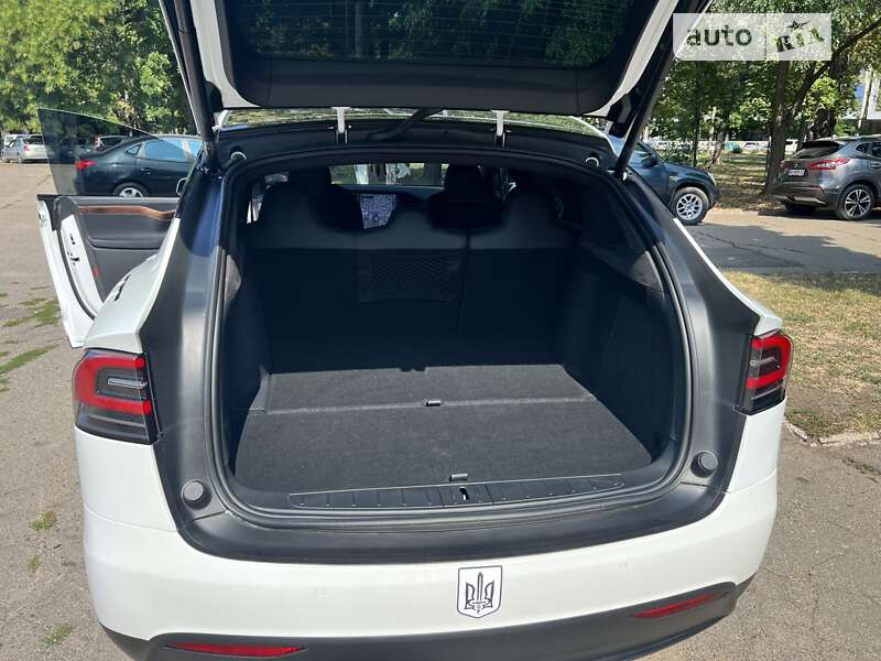 Позашляховик / Кросовер Tesla Model X 2019 в Одесі