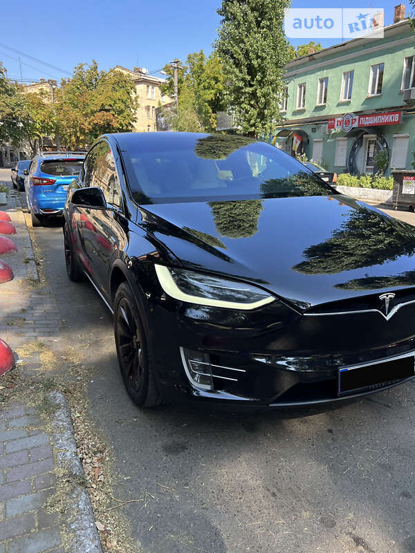 Внедорожник / Кроссовер Tesla Model X 2016 в Днепре