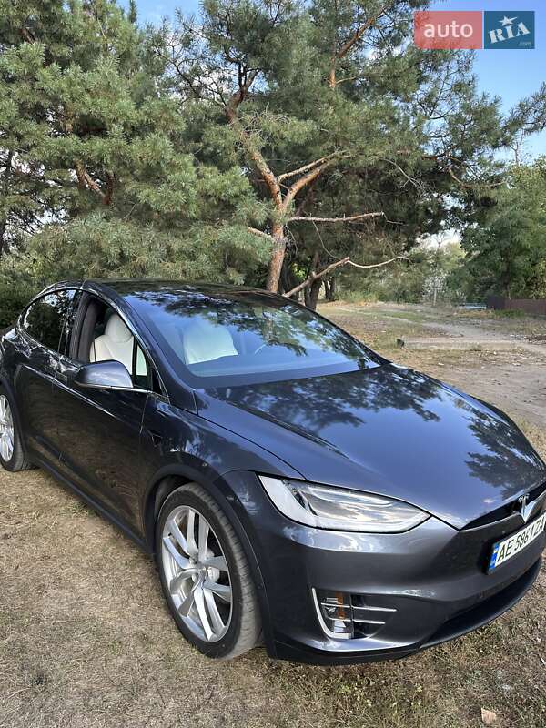 Позашляховик / Кросовер Tesla Model X 2020 в Дніпрі