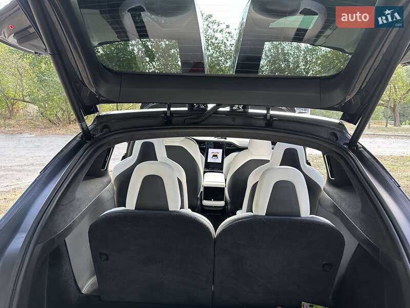 Позашляховик / Кросовер Tesla Model X 2020 в Дніпрі фото 13 Позашляховик / Кросовер Tesla Model X 2020 в Дніпрі