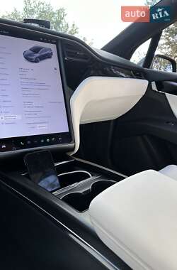 Внедорожник / Кроссовер Tesla Model X 2020 в Днепре