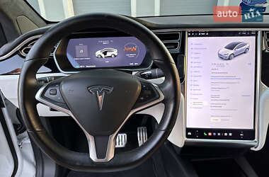 Внедорожник / Кроссовер Tesla Model X 2017 в Киеве