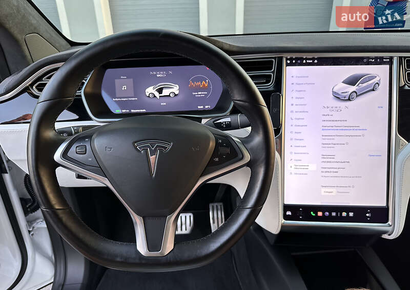 Внедорожник / Кроссовер Tesla Model X 2017 в Киеве
