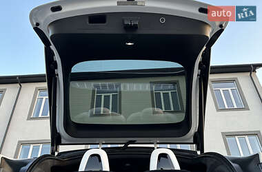 Внедорожник / Кроссовер Tesla Model X 2017 в Киеве