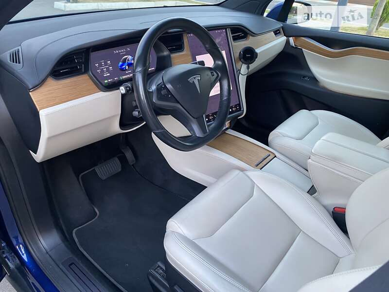 Позашляховик / Кросовер Tesla Model X 2019 в Києві