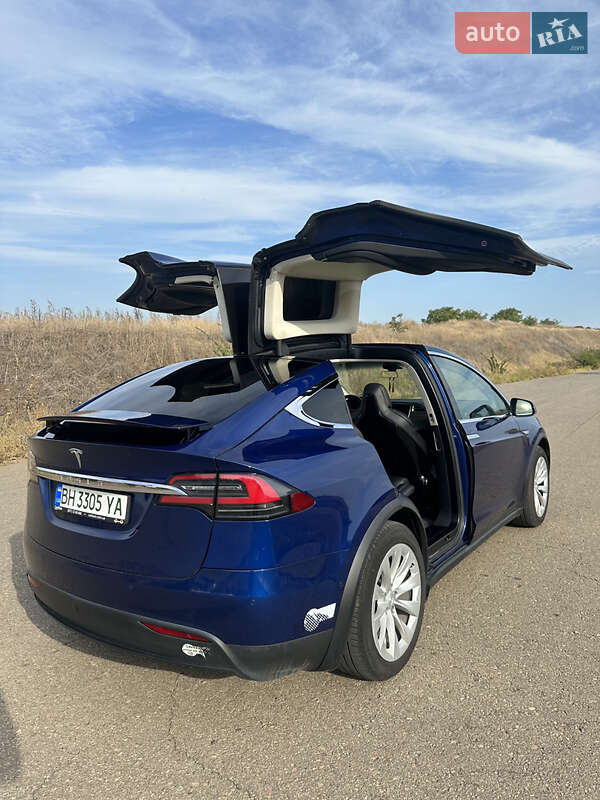 Внедорожник / Кроссовер Tesla Model X 2016 в Одессе