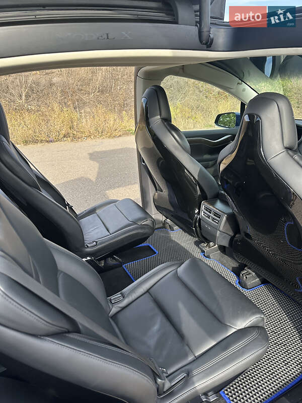 Внедорожник / Кроссовер Tesla Model X 2016 в Одессе