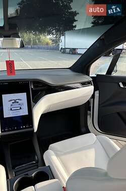 Внедорожник / Кроссовер Tesla Model X 2018 в Тернополе