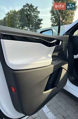 Внедорожник / Кроссовер Tesla Model X 2018 в Тернополе