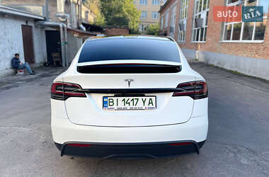 Позашляховик / Кросовер Tesla Model X 2022 в 