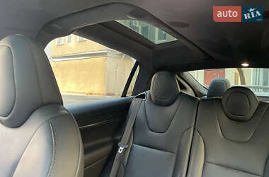 Позашляховик / Кросовер Tesla Model X 2022 в 