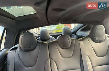 Позашляховик / Кросовер Tesla Model X 2022 в 