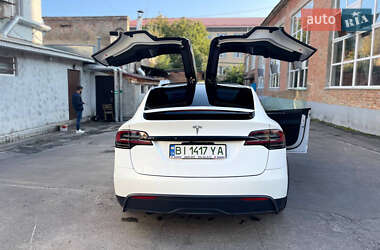 Позашляховик / Кросовер Tesla Model X 2022 в 