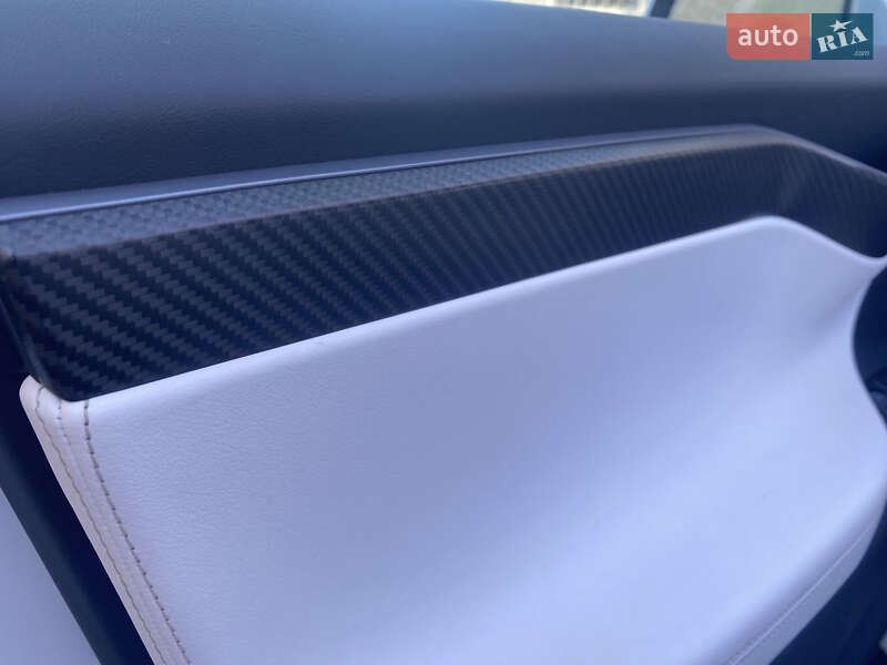 Tesla Model X, фото из объявления
