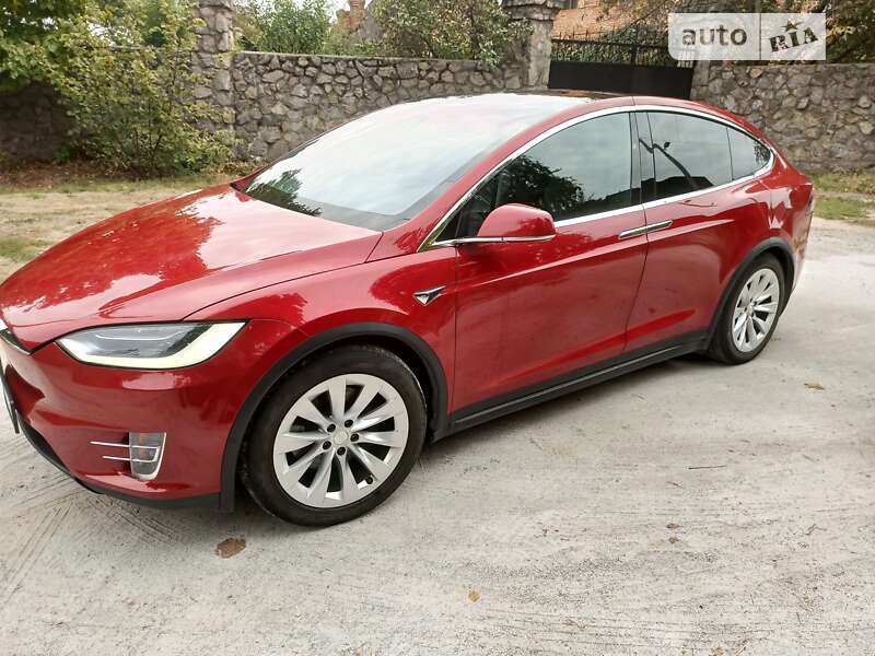 Внедорожник / Кроссовер Tesla Model X 2017 в Запорожье