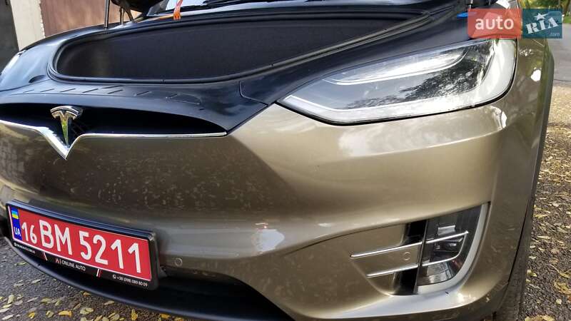 Внедорожник / Кроссовер Tesla Model X 2016 в Днепре
