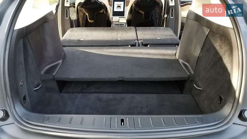 Внедорожник / Кроссовер Tesla Model X 2016 в Днепре