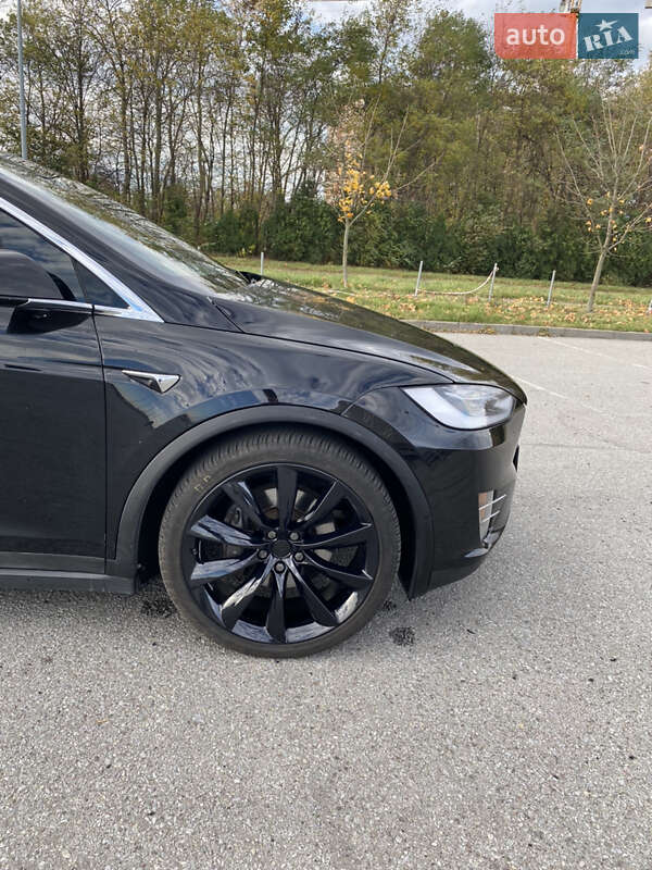 Внедорожник / Кроссовер Tesla Model X 2016 в Одессе