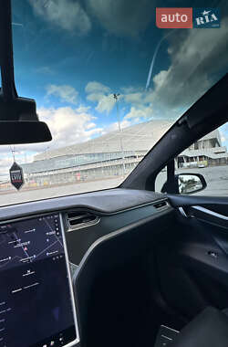 Внедорожник / Кроссовер Tesla Model X 2016 в Одессе