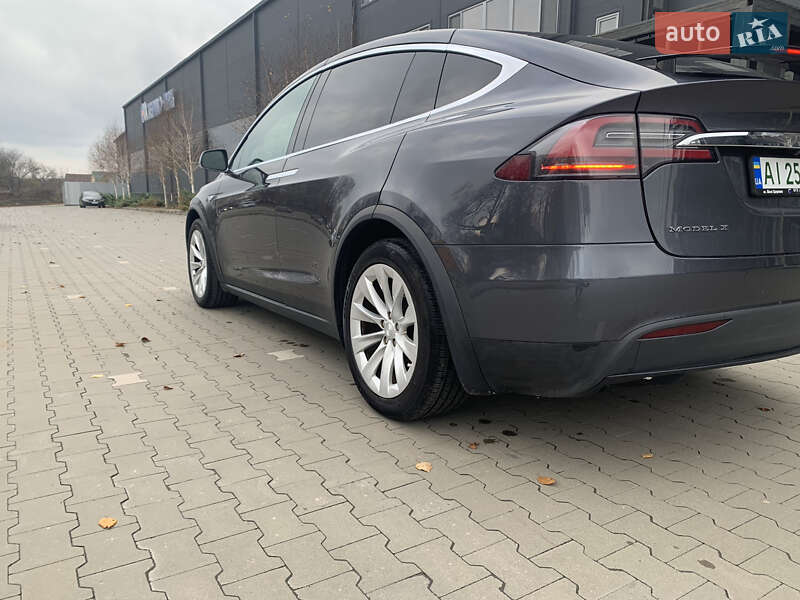 Внедорожник / Кроссовер Tesla Model X 2016 в Белой Церкви фото 7 Внедорожник / Кроссовер Tesla Model X 2016 в Белой Церкви