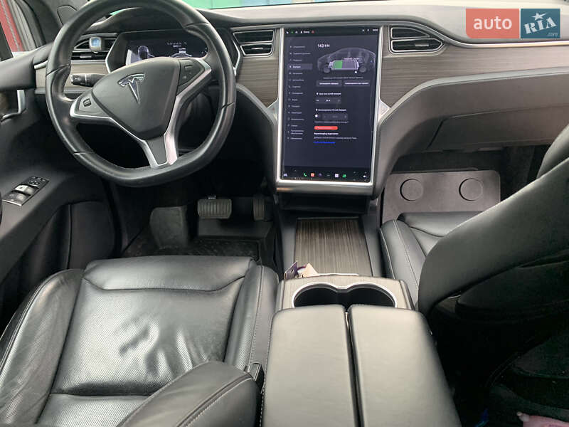 Внедорожник / Кроссовер Tesla Model X 2016 в Белой Церкви фото 11 Внедорожник / Кроссовер Tesla Model X 2016 в Белой Церкви