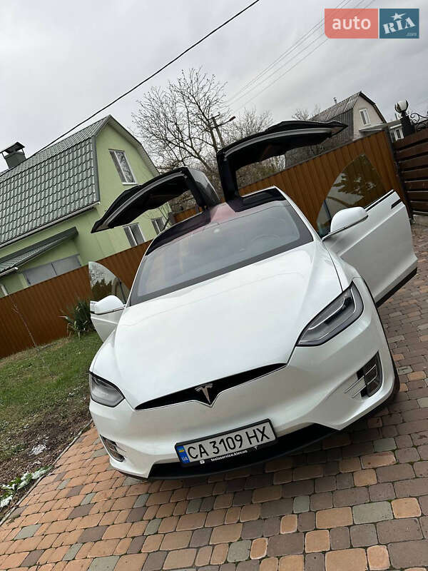 Внедорожник / Кроссовер Tesla Model X 2020 в Черкассах