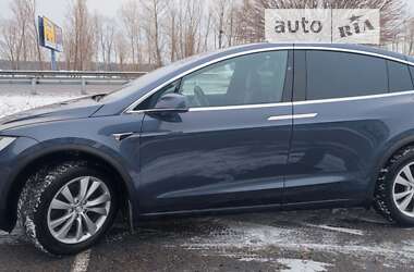 Внедорожник / Кроссовер Tesla Model X 2017 в Киеве