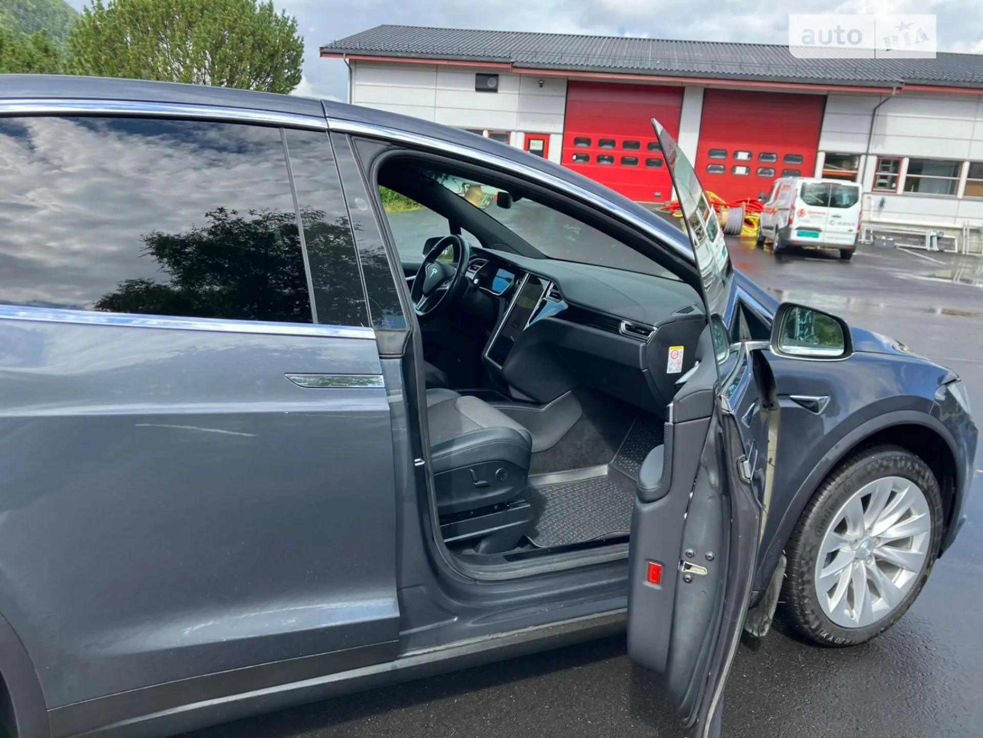 2017 Tesla Model X - мініатюра 12