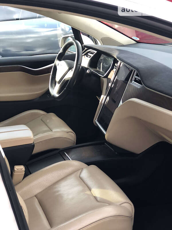 Внедорожник / Кроссовер Tesla Model X 2016 в Виннице фото 16 Внедорожник / Кроссовер Tesla Model X 2016 в Виннице