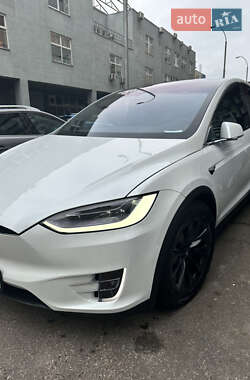 Внедорожник / Кроссовер Tesla Model X 2020 в 