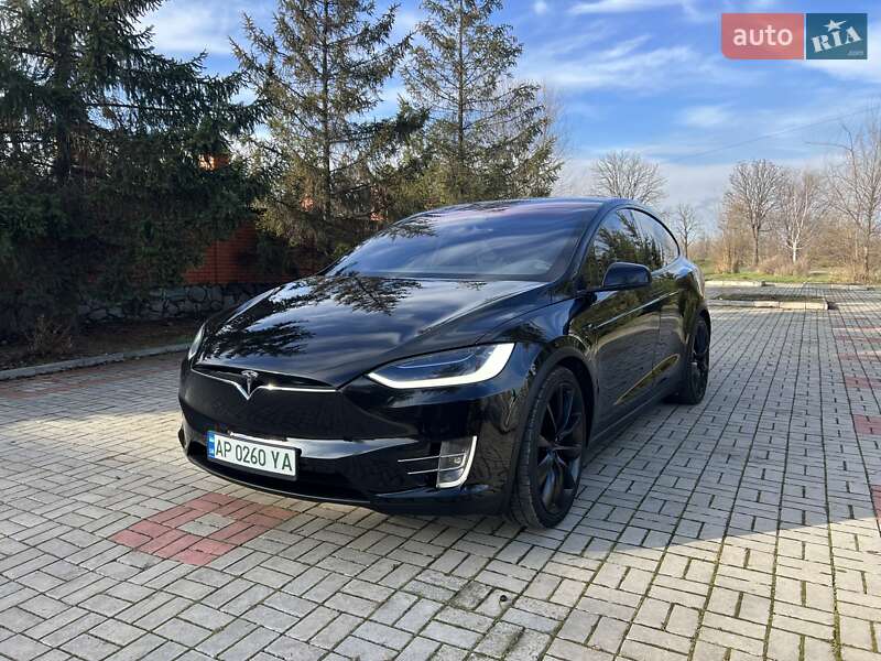 Внедорожник / Кроссовер Tesla Model X 2017 в Запорожье