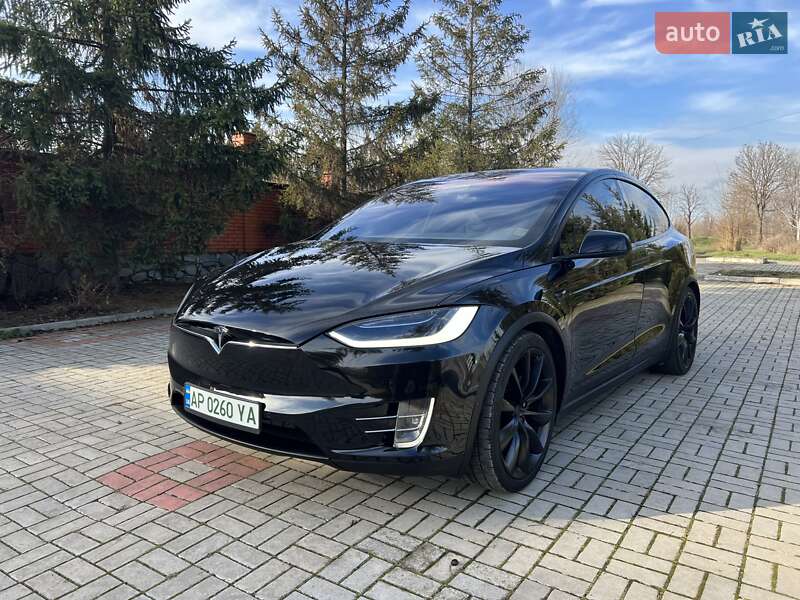 Внедорожник / Кроссовер Tesla Model X 2017 в Запорожье