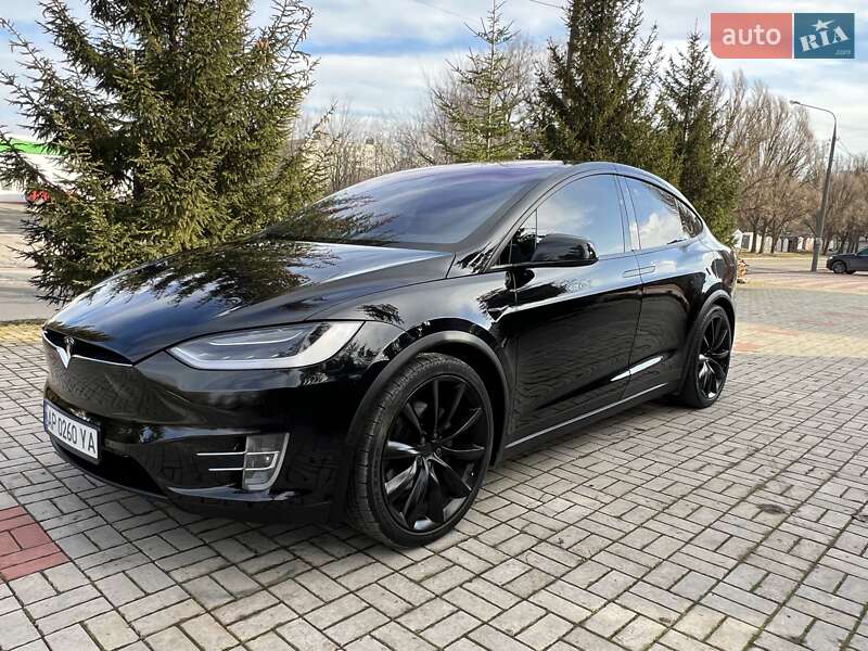 Внедорожник / Кроссовер Tesla Model X 2017 в Запорожье