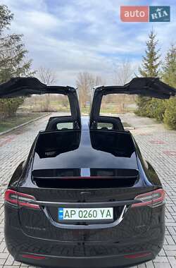 Внедорожник / Кроссовер Tesla Model X 2017 в Запорожье