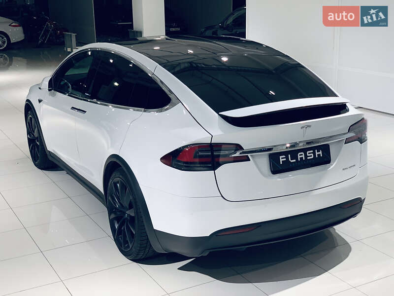 Позашляховик / Кросовер Tesla Model X 2020 в Києві