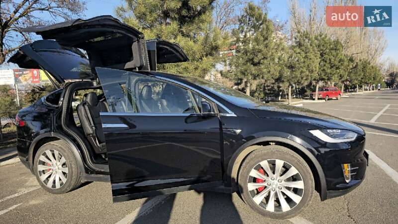Внедорожник / Кроссовер Tesla Model X 2020 в Одессе