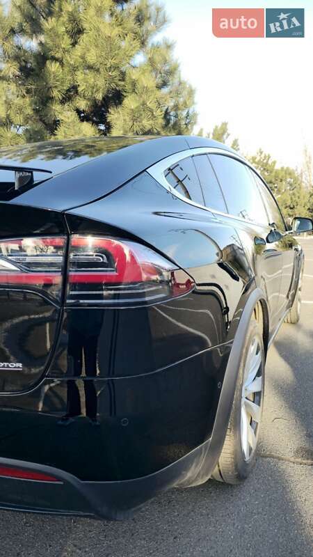 Внедорожник / Кроссовер Tesla Model X 2020 в Одессе