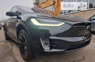 Позашляховик / Кросовер Tesla Model X 2016 в Дніпрі