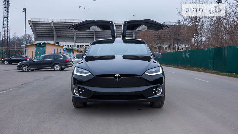 Внедорожник / Кроссовер Tesla Model X 2020 в Ивано-Франковске