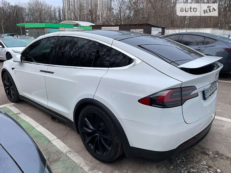 Позашляховик / Кросовер Tesla Model X 2020 в Дніпрі