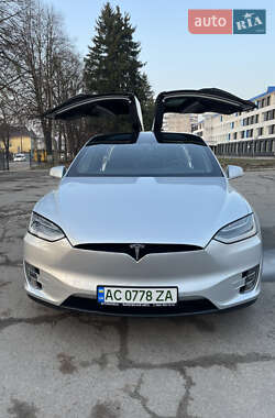 Внедорожник / Кроссовер Tesla Model X 2018 в Луцке