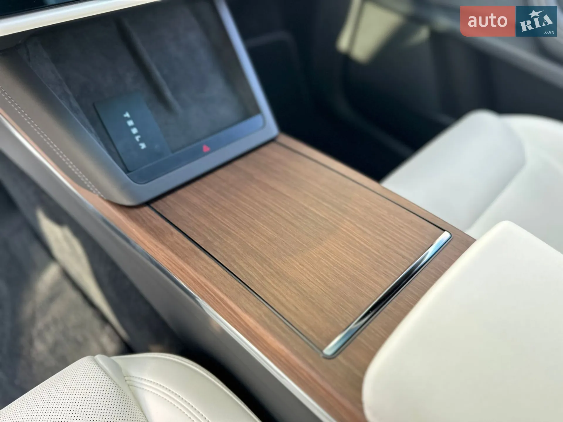 2023 Tesla Model X - мініатюра 12