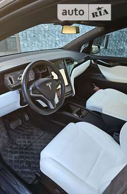 Внедорожник / Кроссовер Tesla Model X 2018 в Черкассах