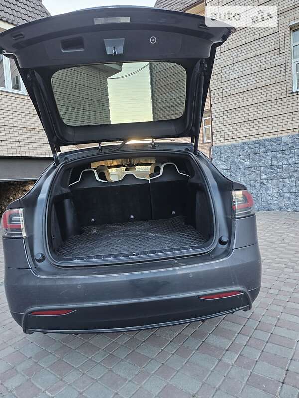 Позашляховик / Кросовер Tesla Model X 2018 в Черкасах