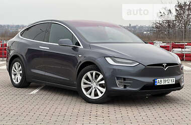 Внедорожник / Кроссовер Tesla Model X 2017 в Виннице