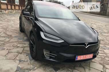 Позашляховик / Кросовер Tesla Model X 2017 в Золочеві