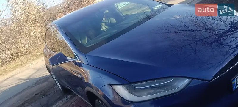 Tesla Model X