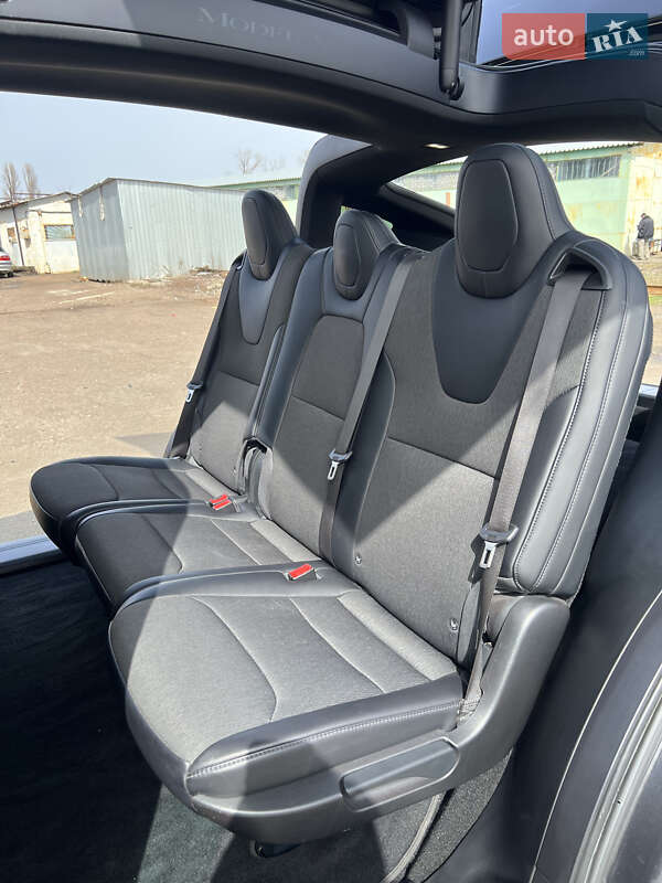 Позашляховик / Кросовер Tesla Model X 2018 в Києві