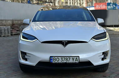 Позашляховик / Кросовер Tesla Model X 2016 в Тернополі фото 4 Позашляховик / Кросовер Tesla Model X 2016 в Тернополі