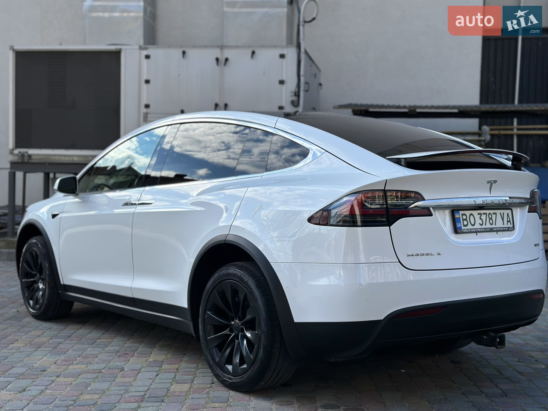 2016 Tesla Model X - мініатюра 8